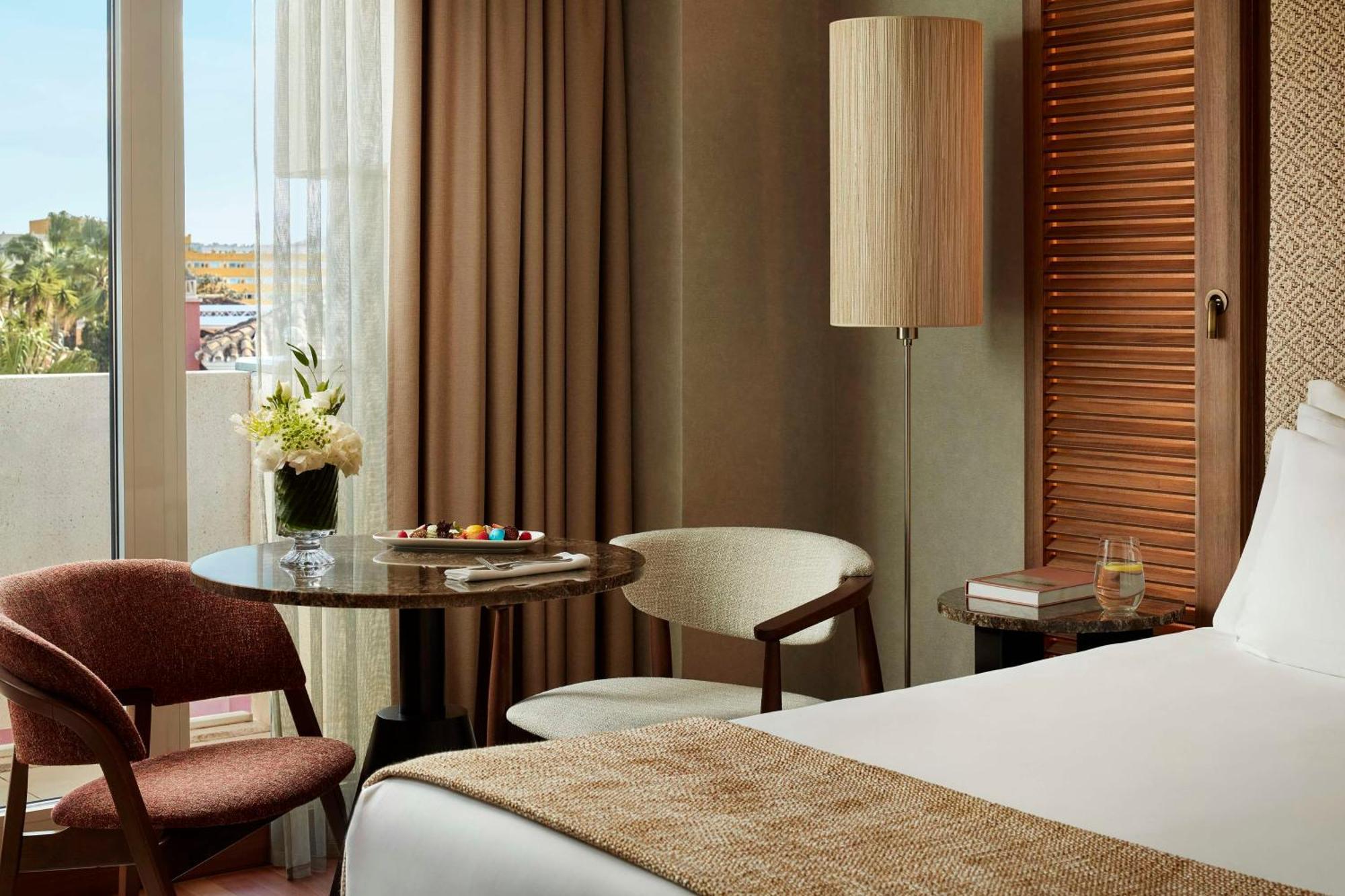 Nh Collection Marbella Hotel Bagian luar foto