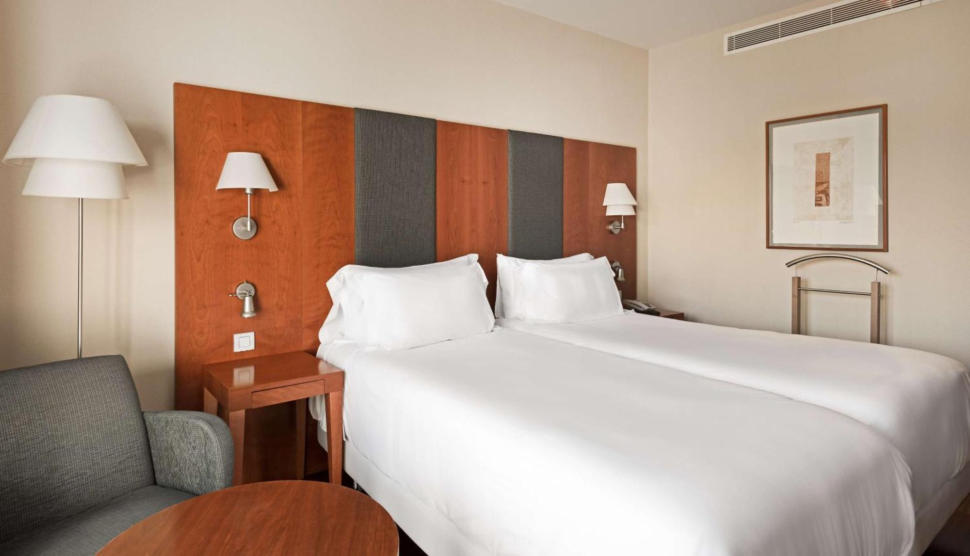 Nh Collection Marbella Hotel Bagian luar foto
