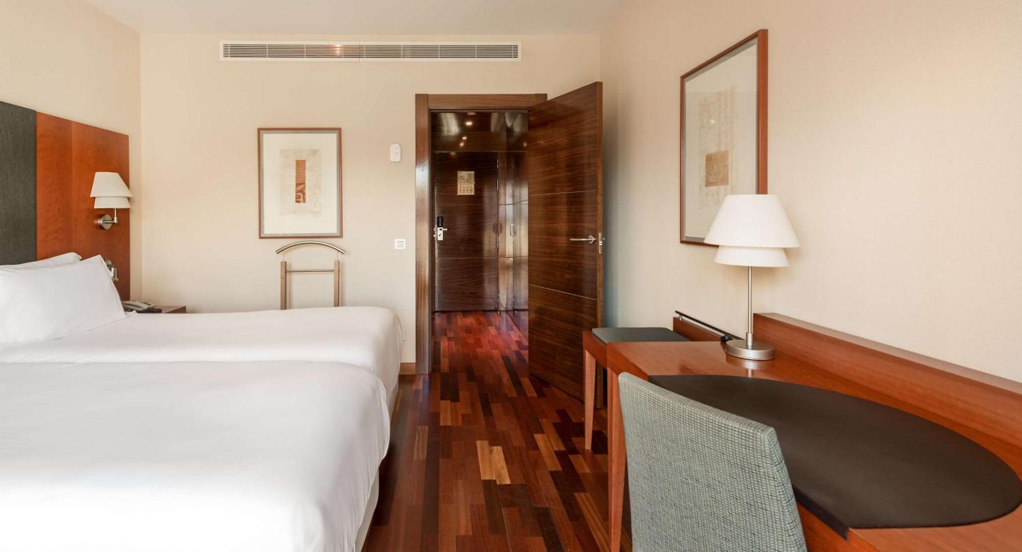 Nh Collection Marbella Hotel Bagian luar foto