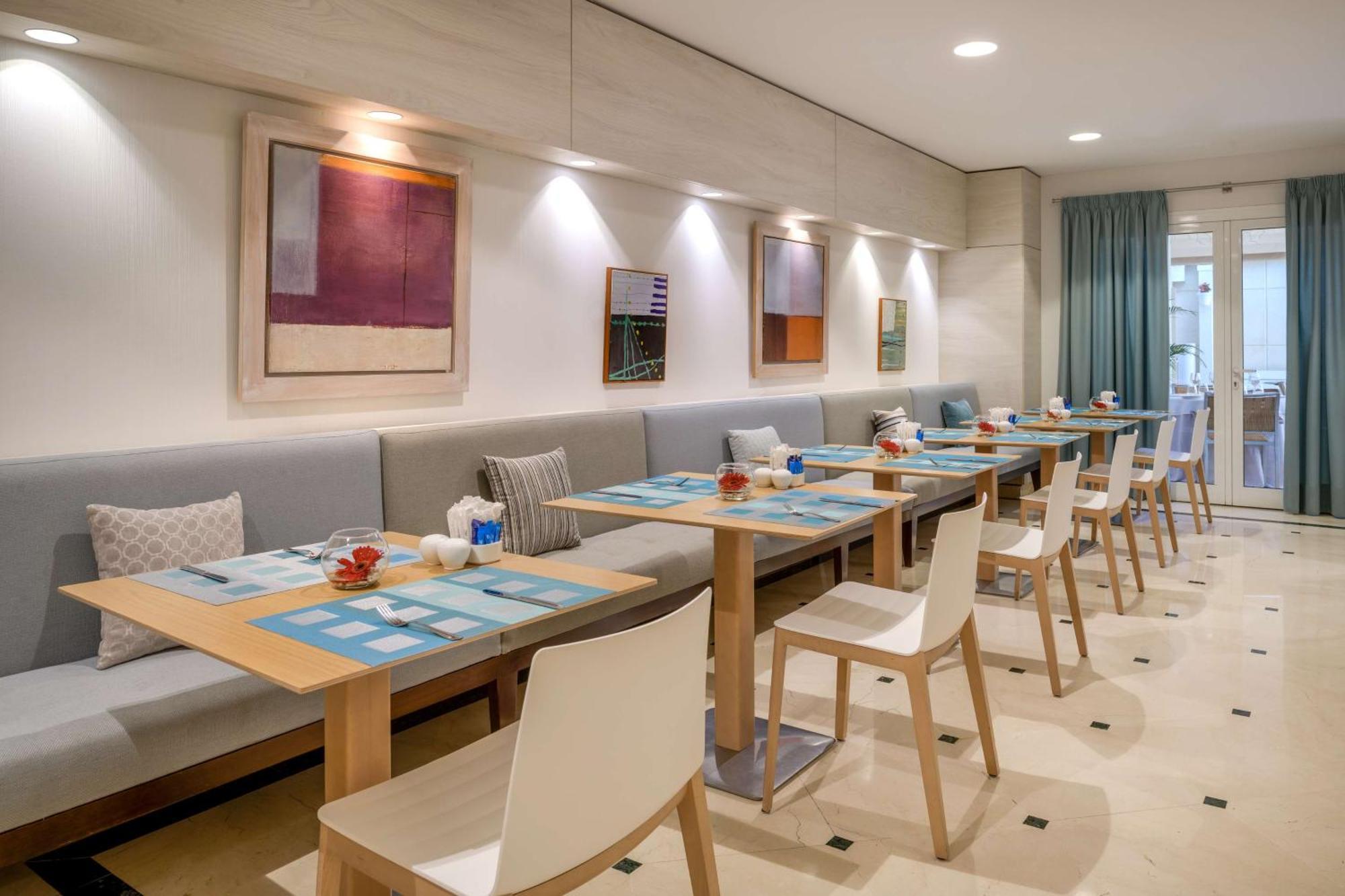 Nh Collection Marbella Hotel Bagian luar foto