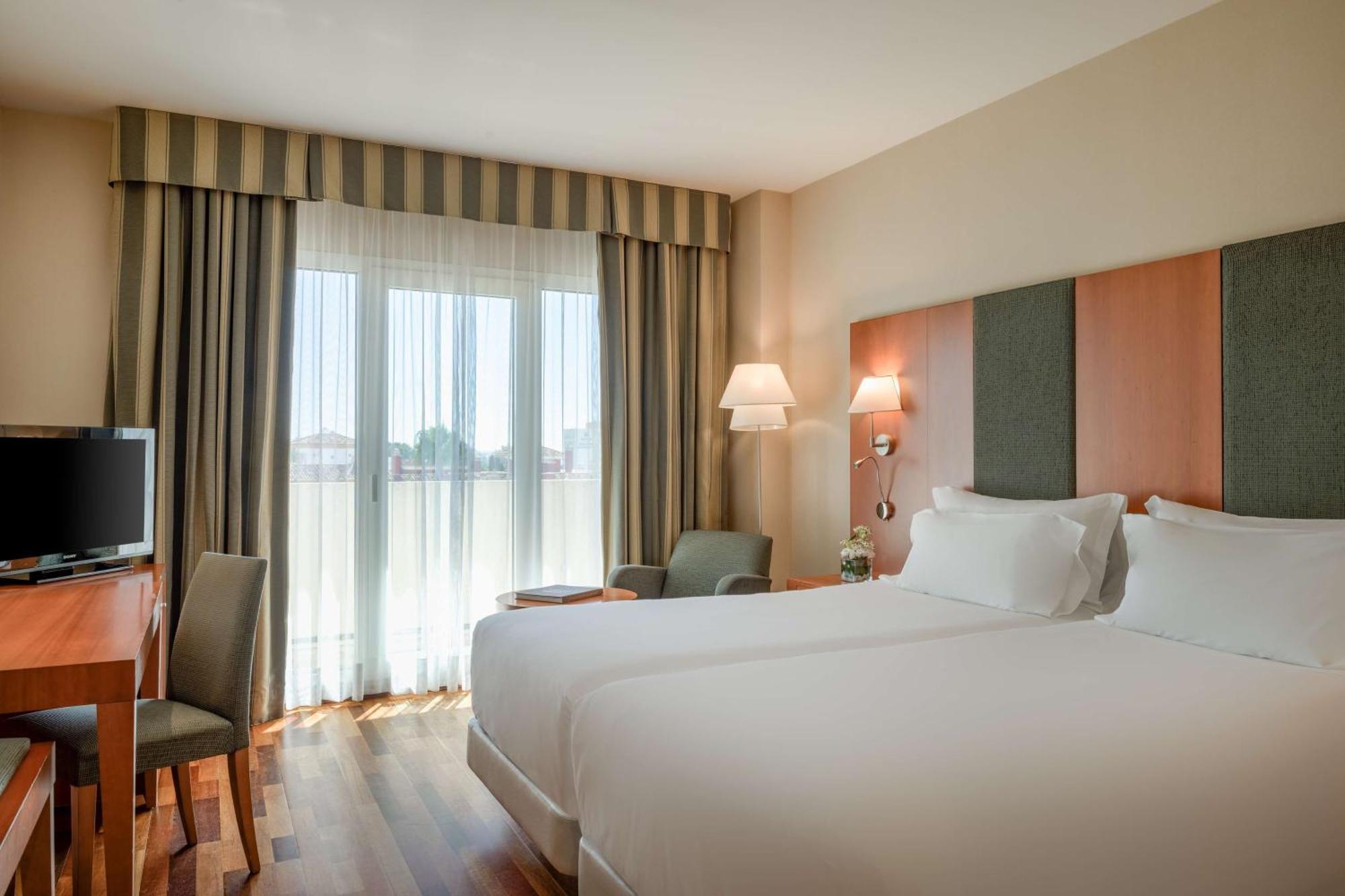 Nh Collection Marbella Hotel Bagian luar foto